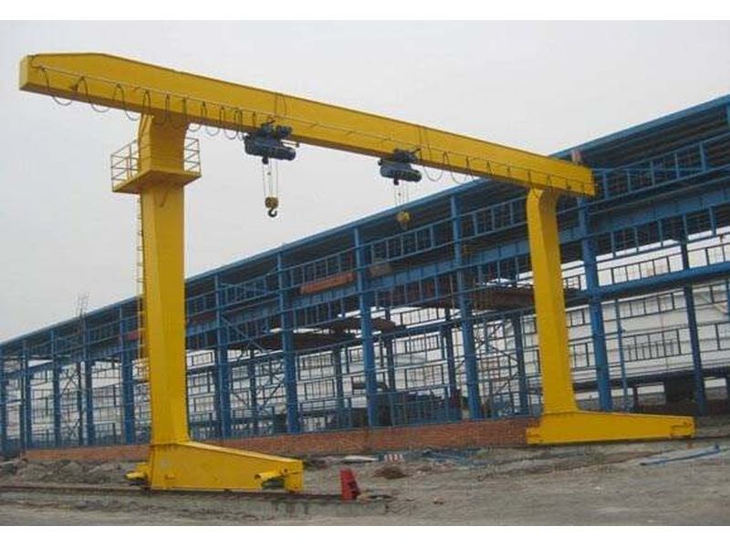 電動(dòng)葫蘆門式起重機(jī)